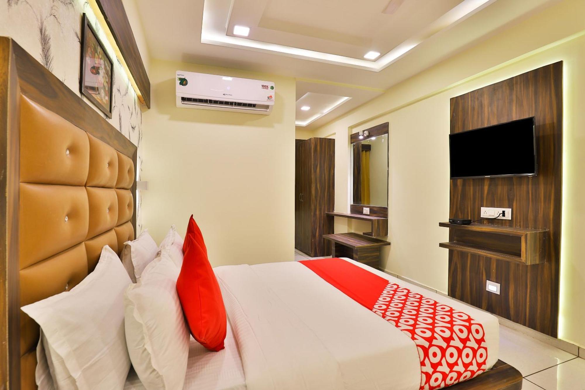 Hotel O Silver Palace Batwa Luaran gambar