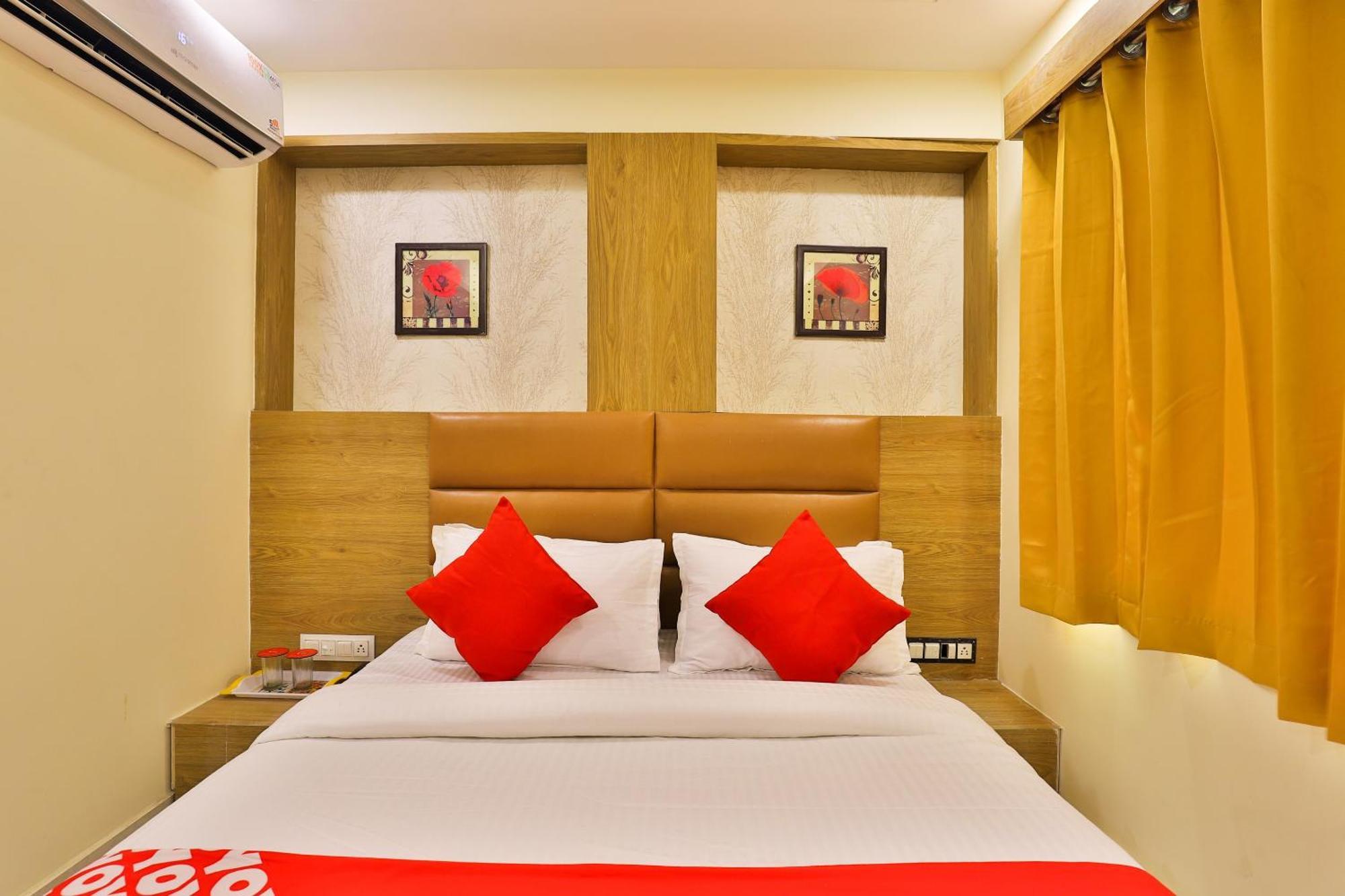 Hotel O Silver Palace Batwa Luaran gambar